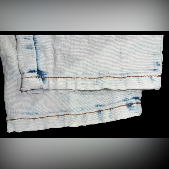 Elite Jeans~High-waisted, acid-washed light denim jeans; size 15 - Picture 6 of 8